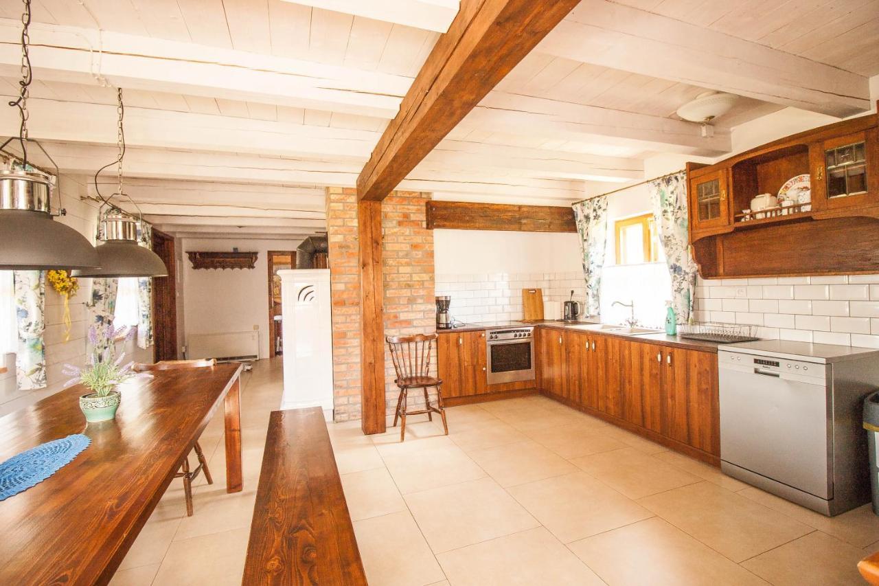 Holiday House Folwark Jelen Poniklica Экстерьер фото