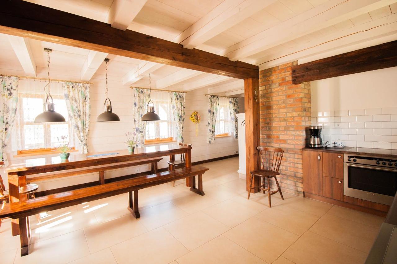 Holiday House Folwark Jelen Poniklica Экстерьер фото