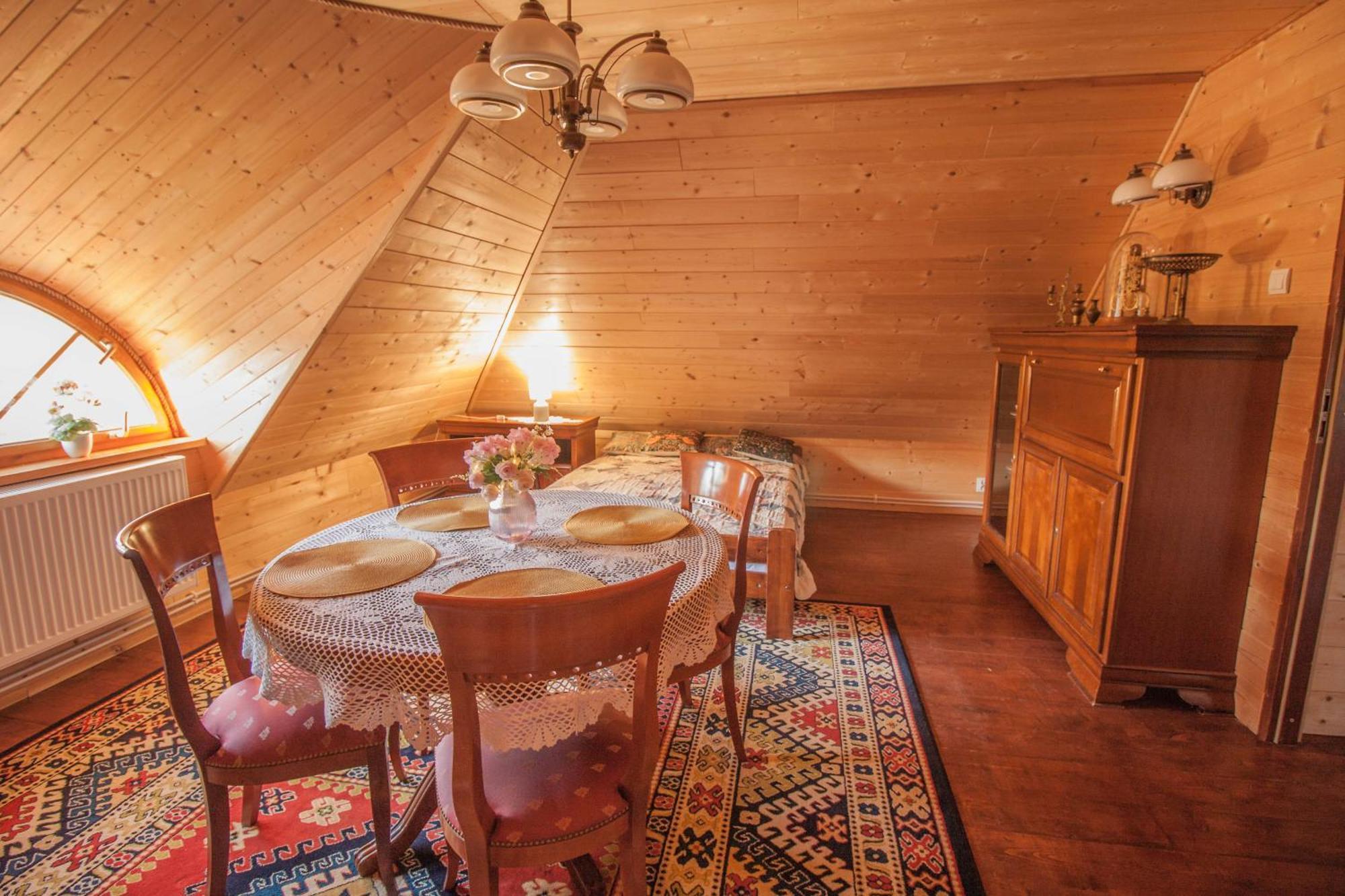 Holiday House Folwark Jelen Poniklica Экстерьер фото